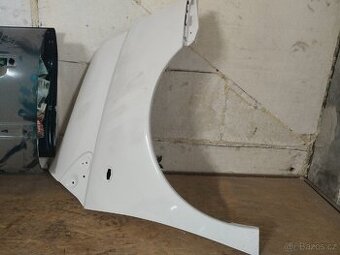 Prodám blatník Peugeot expert Citroen jumpy