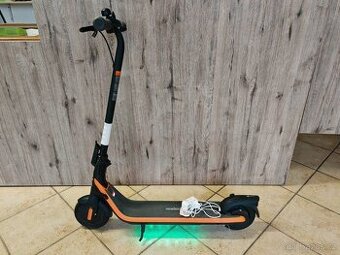 Dětská elektrokoloběžka eKickScooter ZING C2