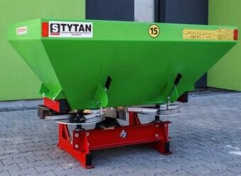 Dvourotorové rozmetadlo průmyslových hnojiv