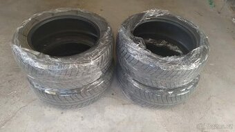 Zimní pneumatiky Nokian 235/55/R18
