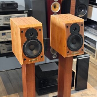 Xavian XN 125 + Xavian stojany