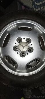 Lité kola Mercedes c200