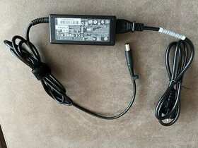 HP 65W Originál adaptér