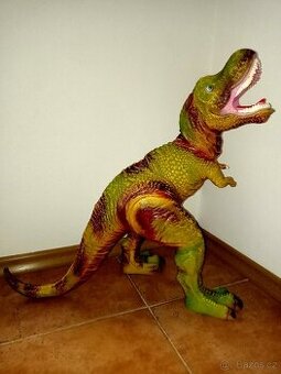 Dinosaurus - 1