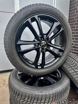 5x114,3 R19 7,5J ET49,5 KIA Mirror Black+ 235/50 R19 Hankook