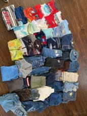 Dětské džíny, mikiny, svetry, kalhoty, trička 45 ks
