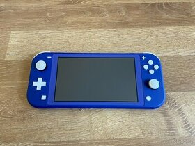 Prodám Nintendo Switch Lite modrý + Nintendo obal + 64GB SD