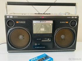 Radiomagnetofon/boombox Hitachi TRK8080E, rok 1978