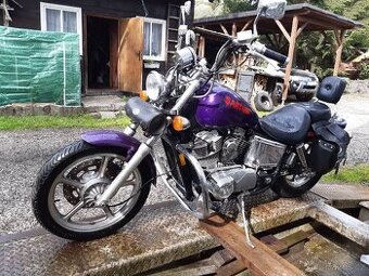 Honda  VT1100 C