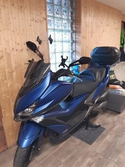 Skútr Kymco xciting 400s