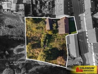 Křižanov, pozemek pro stavbu domu 2.360 m2, dům k rekonstruk