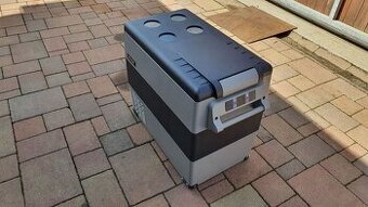 Kompresorová lednice 45l.12v