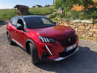 Peugeot e-2008 GT 100Kw elektrický
