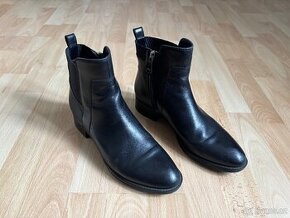 Kotničkové boty GEOX. Vel. 40