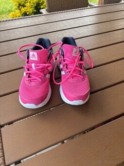 Adidas vel.37 1/3