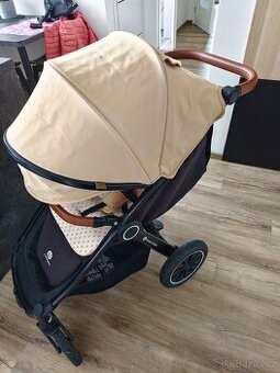 Kočárek Petite&Mars street+ air heritage bee