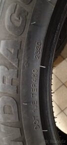 275/45 R21 110V XL