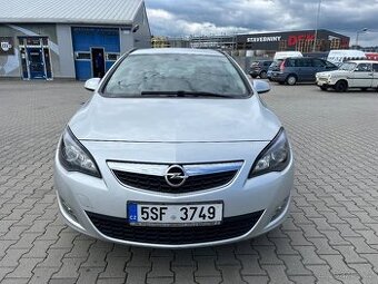 Opel Astra J Sports Tourer 2.0 CDTI