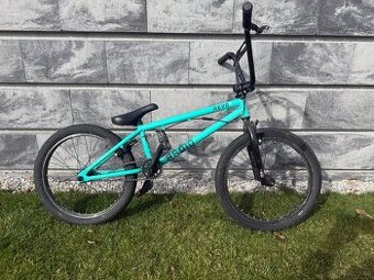 Radio Revo 20"