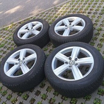 Originál Volkswagen Golf VII komplet sada