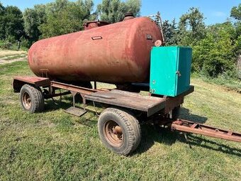 Fekál 3000l