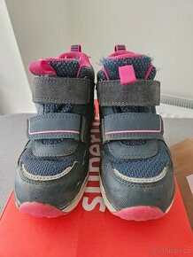 Celoroční kotníčkové SUPERFIT s goretexem - vel. 28