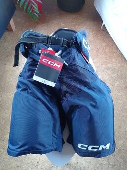 Nové hokejové kalhoty CCM tacks as 580