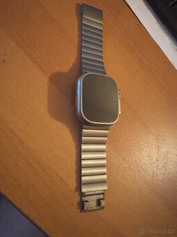 Apple Watch Ultra 2, nejdou zapnout, jsou to originály