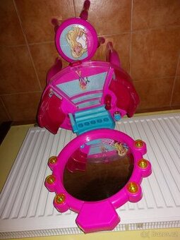 Salon Barbie
