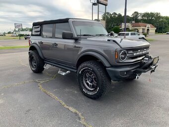 Ford Bronco 2021 Base  SUV
