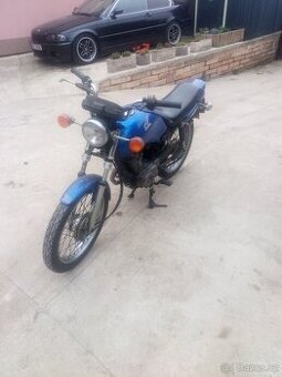 Honda 125ccm na pojízdná na díly