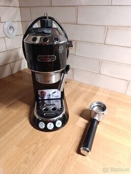 Pákový kávovar DeLonghi