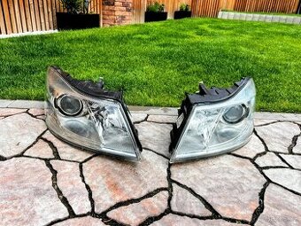 XENONOVÁ SVĚTLA ŠKODA OCTAVIA 2 FACELIFT/ ORIGINÁL /ZASÍLÁME