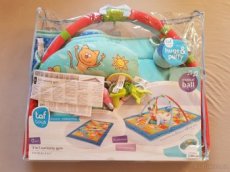 Hrací deka s hrazdou Taf Toys "Zvídálek"