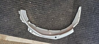 P vnitřní lem zadního blatníku VW T4
