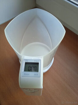 Prodám levně novou kuchyňskou digitální váhu