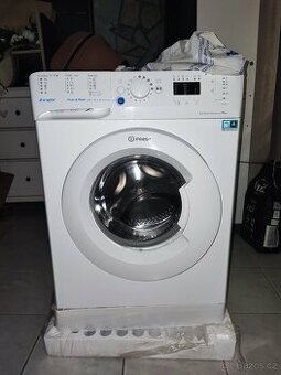 Pračka Indesit BWSA  61253 W EU