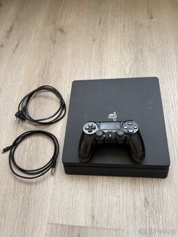 PlayStation 4 slim 1Tb