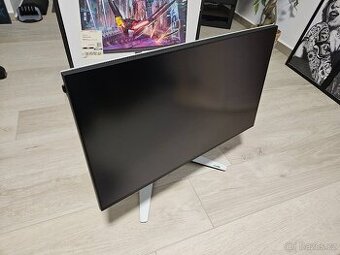 Alienware AW2723DF 27” QHD, Záruka září 2027.