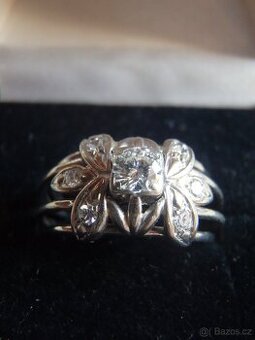 Zlatý 14k R-U secesní prsten s diamanty