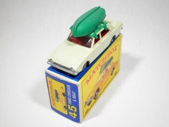 Matchbox RW-Ford Corsair s lodičkou viz foto-POPTÁVÁM