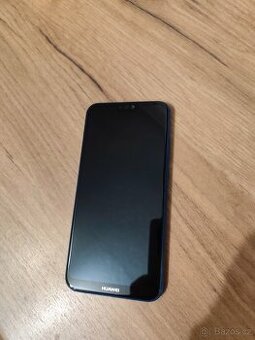 Zánovní Huawei p20 lite s doplňky