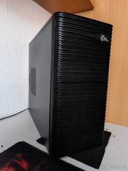 Intel Core i7-4790/16GB DDR3