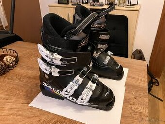 Dětské lyžáky přezkáče Salomon bota 235 vázání 275