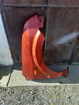 Prodám pravý predni blatnik ford fusion