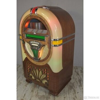 USA čerpací stojany, cedule, jukeboxy a další dekorace