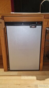 Kompresorová lednička Indel B 100