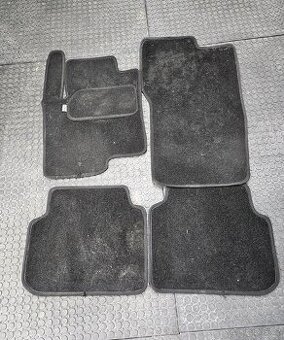 Nabízím koberečky do Smart Forfour 2004-2006