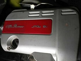 Alfa Romeo GT,147, 159 - kryt motoru
