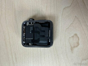 Apple watch 3 42mm (na nahradni dily) - 1